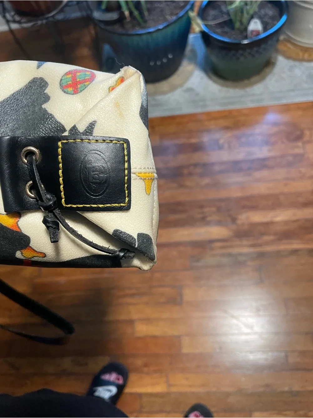 Dooney & Bourke Black and Cream Scottie Dog Shoulder Tote